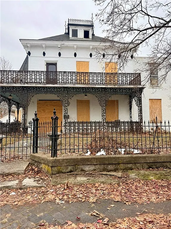Stately Brick Residence on Jackson Avenue in Charleston
